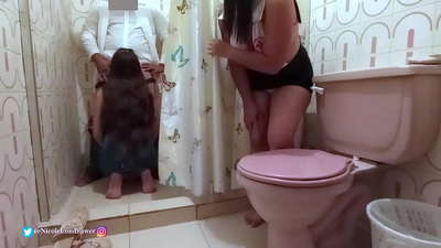 Бейтааныш адам менен секс